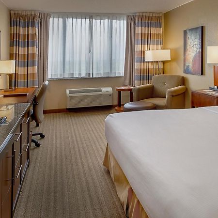 Doubletree By Hilton St. Louis At Westport Ξενοδοχείο Maryland Heights Εξωτερικό φωτογραφία