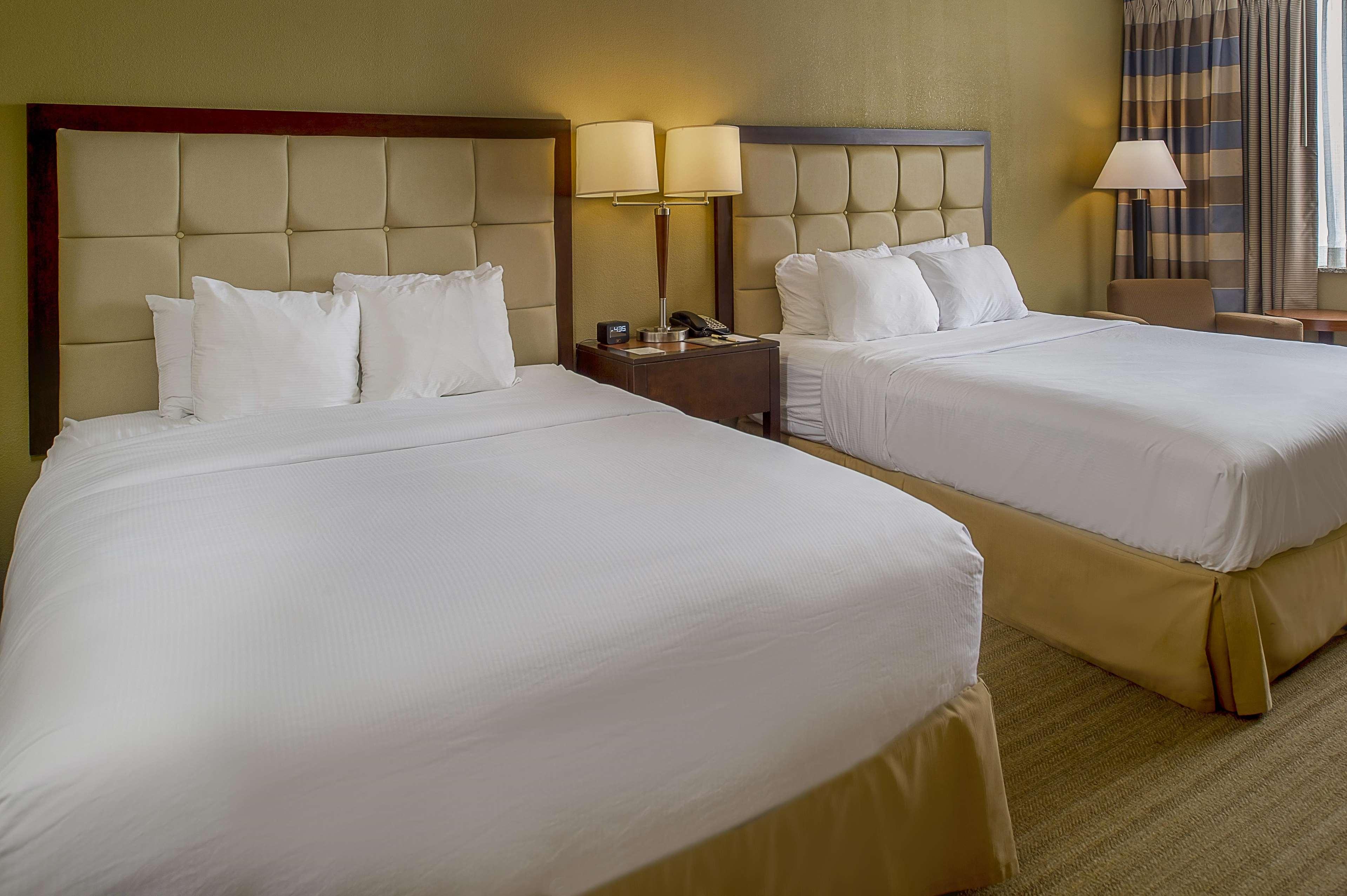 Doubletree By Hilton St. Louis At Westport Ξενοδοχείο Maryland Heights Εξωτερικό φωτογραφία