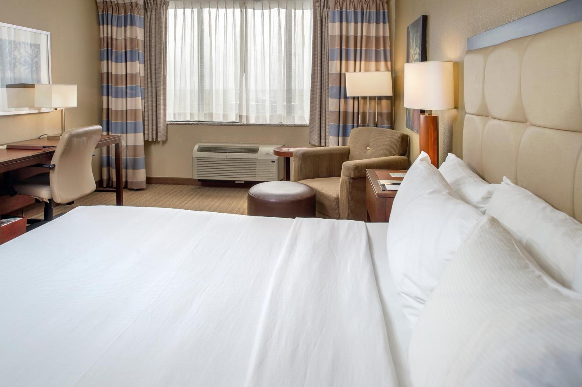 Doubletree By Hilton St. Louis At Westport Ξενοδοχείο Maryland Heights Εξωτερικό φωτογραφία